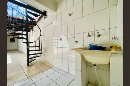 Casa à venda com 150m², 4 quartos e 1 vaga Casa à venda com 150m², 4 quartos e 1 vagaÁrea de Serviço