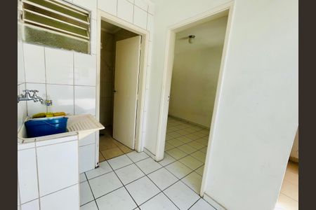 Casa à venda com 150m², 4 quartos e 1 vaga Casa à venda com 150m², 4 quartos e 1 vagaÁrea de Serviço