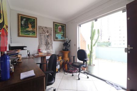 Apartamento à venda com 177m², 3 quartos e 1 vagaEscritório