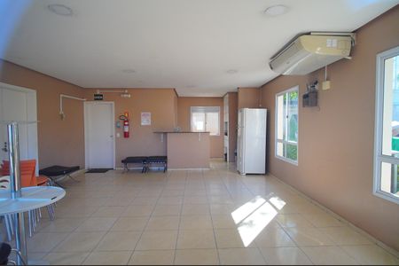 Casa de condomínio à venda com 130m², 3 quartos e 2 vagasÁrea comum - Salão de festas