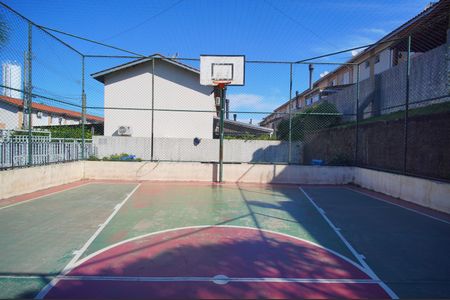 Casa de condomínio à venda com 130m², 3 quartos e 2 vagasQuadra Esportiva