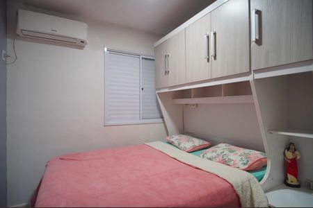 Casa de condomínio à venda com 130m², 3 quartos e 2 vagasQuarto 1