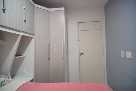 Casa de condomínio à venda com 130m², 3 quartos e 2 vagasQuarto 1