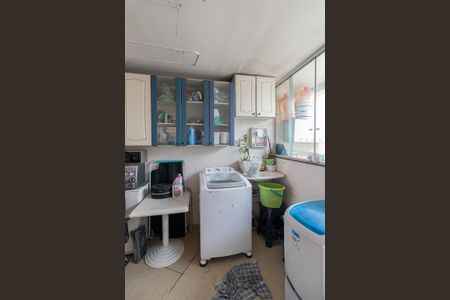 Casa à venda com 180m², 3 quartos e 3 vagas Casa à venda com 180m², 3 quartos e 3 vagasÁrea de Serviço