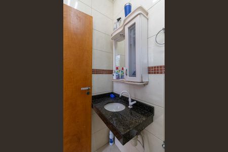 Casa à venda com 180m², 3 quartos e 3 vagas