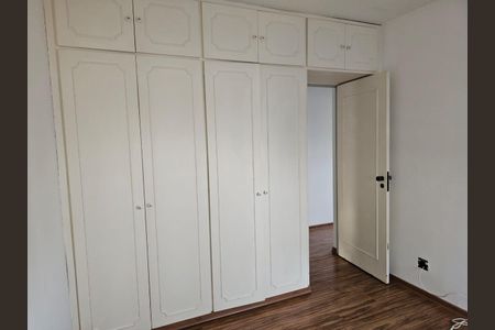 Apartamento à venda com 80m², 3 quartos e 1 vagaQuarto
