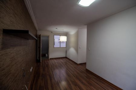 Sala de apartamento para alugar com 2 quartos, 51m² em Jardim Jaqueline, São Paulo