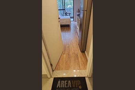 Apartamento à venda com 26m², 1 quarto e sem vaga Apartamento à venda com 26m², 1 quarto e sem vagaCorredor