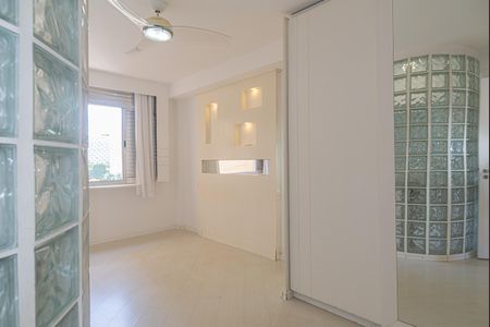 Apartamento à venda com 100m², 3 quartos e 1 vagaSuíte