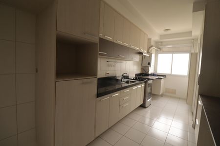 Apartamento à venda com 109m², 2 quartos e 2 vagasCozinha