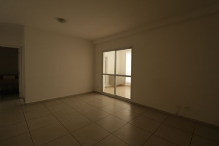 Apartamento à venda com 109m², 2 quartos e 2 vagasSala