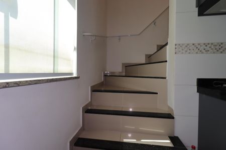 Apartamento à venda com 140m², 3 quartos e 2 vagasEscada