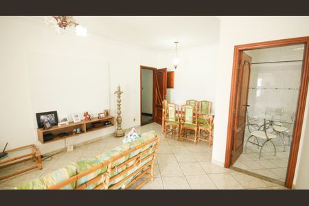 Apartamento para alugar com 108m², 2 quartos e 1 vagaSala