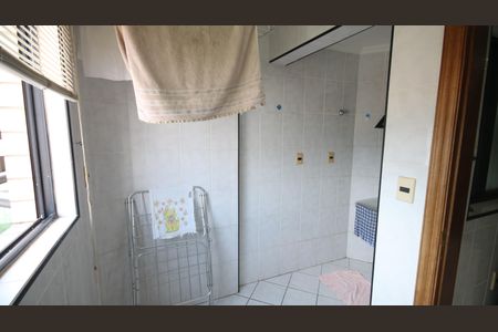 Apartamento para alugar com 108m², 2 quartos e 1 vagaÁrea de Serviço