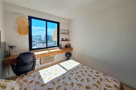 Quarto 1 de apartamento à venda com 1 quarto, 48m² em Fátima, Niterói
