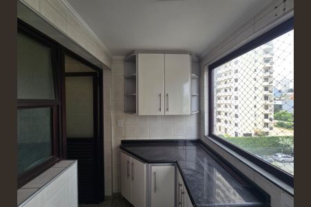 Apartamento para alugar com 82m², 3 quartos e 1 vagaÁrea de Serviço