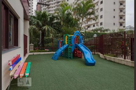 Apartamento para alugar com 82m², 3 quartos e 1 vagaÁrea comum - Playground