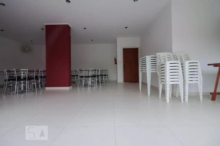 Apartamento para alugar com 82m², 3 quartos e 1 vagaÁrea comum - Salão de festas