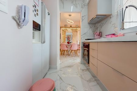 Apartamento para alugar com 93m², 2 quartos e 1 vaga Apartamento para alugar com 93m², 2 quartos e 1 vagaCozinha