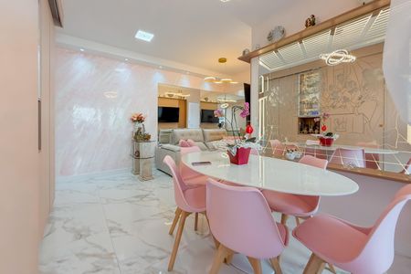 Apartamento para alugar com 93m², 2 quartos e 1 vaga Apartamento para alugar com 93m², 2 quartos e 1 vagaSala