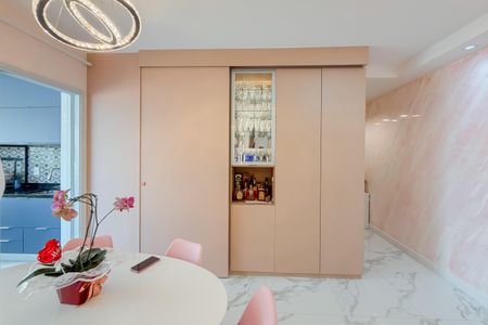 Apartamento para alugar com 93m², 2 quartos e 1 vaga Apartamento para alugar com 93m², 2 quartos e 1 vagaSala