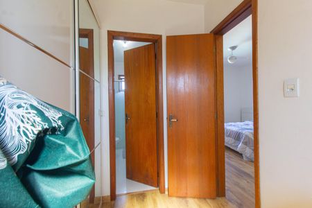 Casa à venda com 253m², 4 quartos e 5 vagasSuíte