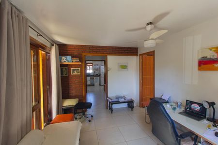 Casa à venda com 253m², 4 quartos e 5 vagasSala 2