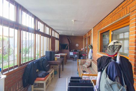 Casa à venda com 253m², 4 quartos e 5 vagasÁrea de Serviço