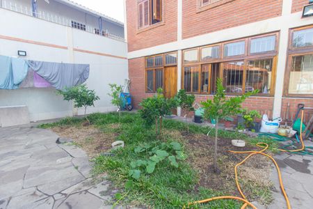 Casa à venda com 253m², 4 quartos e 5 vagasÁrea externa