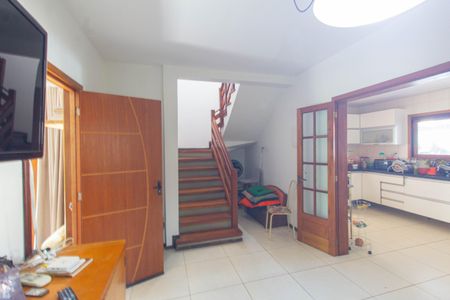 Casa à venda com 253m², 4 quartos e 5 vagasSala 3