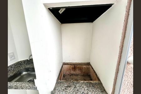 Apartamento à venda com 51m², 2 quartos e 1 vaga Apartamento à venda com 51m², 2 quartos e 1 vagaVaranda da Sala