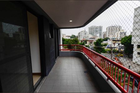 Apartamento à venda com 92m², 2 quartos e 1 vagaSala