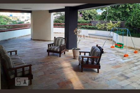 Apartamento à venda com 92m², 2 quartos e 1 vagaÁrea comum