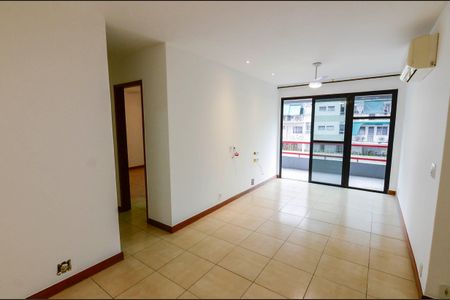Sala de apartamento à venda com 2 quartos, 92m² em Vila Isabel, Rio de Janeiro