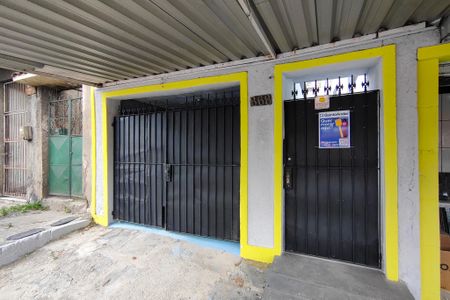 Casa para alugar com 140m², 2 quartos e 2 vagas Casa para alugar com 140m², 2 quartos e 2 vagasFachada