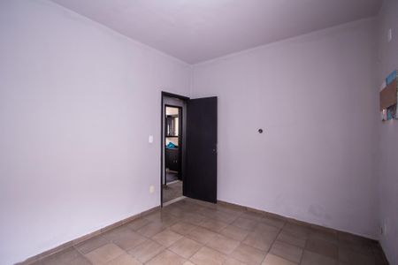 Casa para alugar com 140m², 2 quartos e 2 vagas Casa para alugar com 140m², 2 quartos e 2 vagasQuarto 2