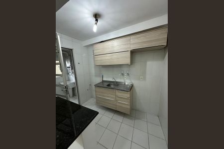 Cozinha de apartamento para alugar com 2 quartos, 56m² em Planalto, São Bernardo do Campo