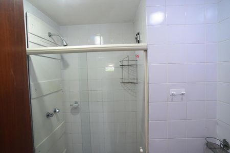 Apartamento à venda com 71m², 2 quartos e 1 vaga Apartamento à venda com 71m², 2 quartos e 1 vagaBanheiro Social