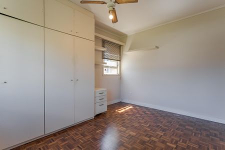Quarto 1 de apartamento para alugar com 3 quartos, 138m² em Independência, Porto Alegre