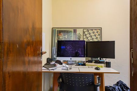 Casa à venda com 153m², 4 quartos e 2 vagasQuarto de Serviço