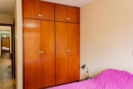 Casa à venda com 153m², 4 quartos e 2 vagasQuarto Suíte