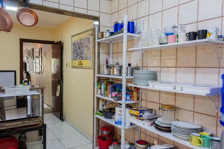 Casa à venda com 153m², 4 quartos e 2 vagasCozinha