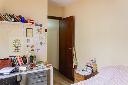 Casa à venda com 153m², 4 quartos e 2 vagasQuarto 2