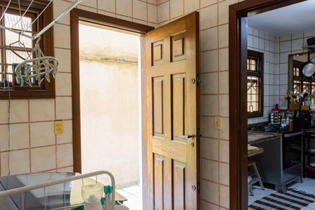 Casa à venda com 153m², 4 quartos e 2 vagasÁrea de Serviço