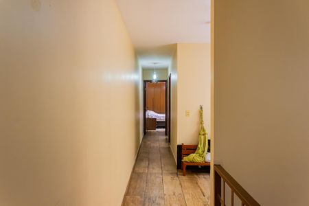 Casa à venda com 153m², 4 quartos e 2 vagasCorredor