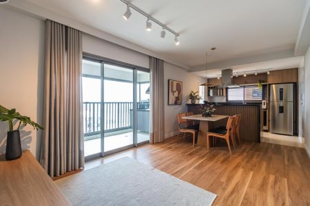 Sala de apartamento à venda com 2 quartos, 85m² em Alphaville Industrial, Barueri