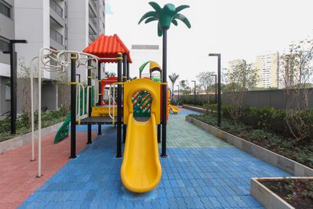 Apartamento à venda com 91m², 2 quartos e 2 vagasÁrea comum - Playground