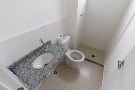 Apartamento à venda com 51m², 2 quartos e 1 vaga Apartamento à venda com 51m², 2 quartos e 1 vagaBanheiro