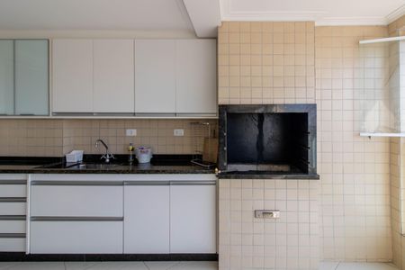 Apartamento à venda com 165m², 3 quartos e 3 vagas Apartamento à venda com 165m², 3 quartos e 3 vagasVaranda Gourmet