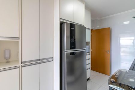 Apartamento à venda com 165m², 3 quartos e 3 vagas Apartamento à venda com 165m², 3 quartos e 3 vagasCozinha